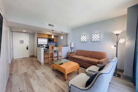 Condo in Sunny Isles Beach, Florida, 1 bedroom № 2183441 - photo 18