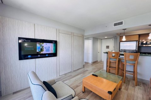 Condo in Sunny Isles Beach, Florida, 1 bedroom № 2183441 - photo 19