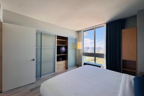 Condo in Sunny Isles Beach, Florida, 1 bedroom № 2183441 - photo 4