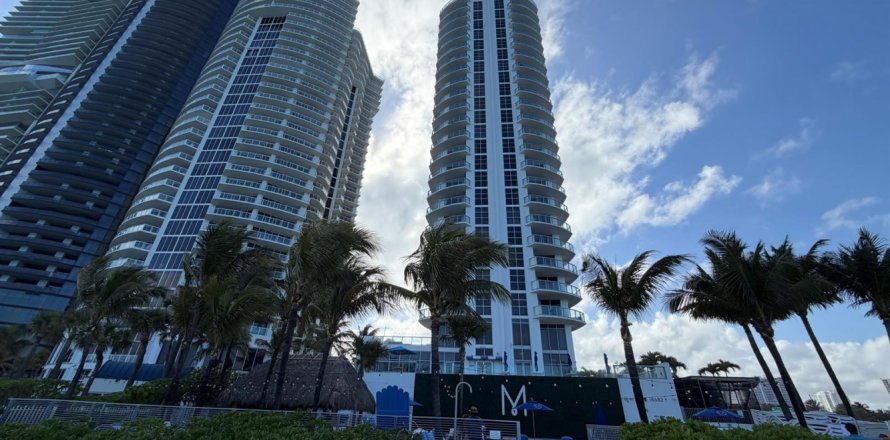 Condo in Sunny Isles Beach, Florida, 1 bedroom № 2183441