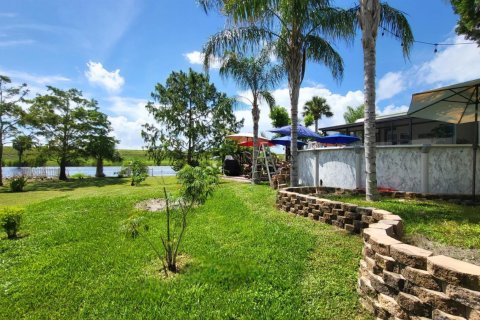 Copropriété à vendre à Okeechobee, Floride: 2 chambres, 40.13 m2 № 2288922 - photo 26
