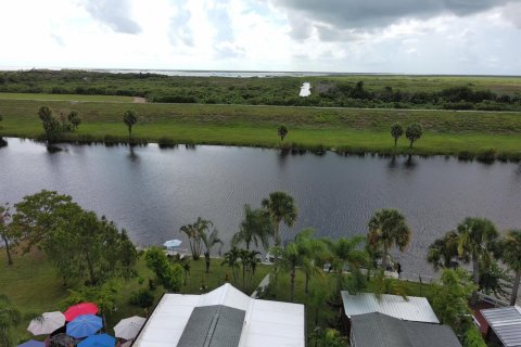 Copropriété à vendre à Okeechobee, Floride: 2 chambres, 40.13 m2 № 2288922 - photo 7