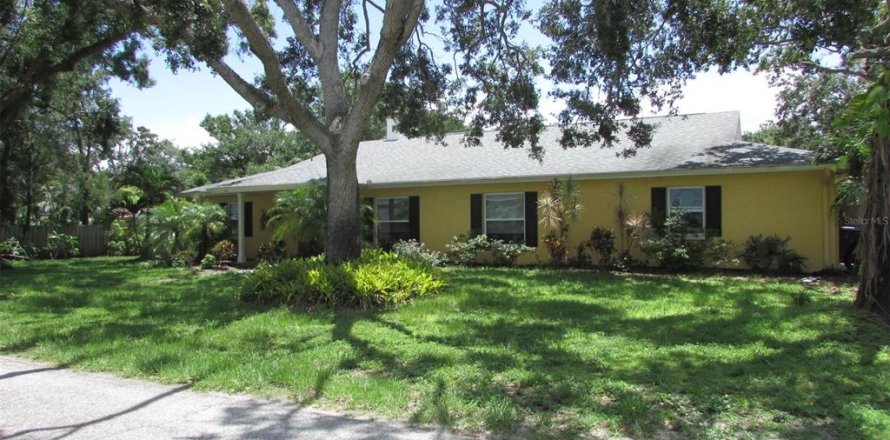 Casa en Tampa, Florida 4 dormitorios, 230.03 m2 № 1820704