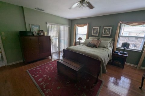 Casa en venta en Tampa, Florida, 4 dormitorios, 230.03 m2 № 1820704 - foto 18