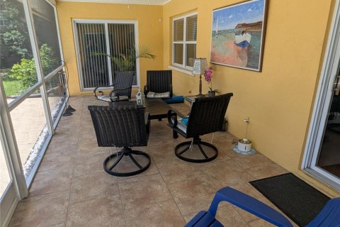 Casa en venta en Tampa, Florida, 4 dormitorios, 230.03 m2 № 1820704 - foto 6