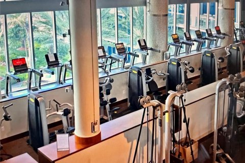 Condominio en alquiler en Miami Beach, Florida, 2 dormitorios, 96.15 m2 № 2006378 - foto 18