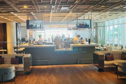 Condominio en alquiler en Miami Beach, Florida, 2 dormitorios, 96.15 m2 № 2006378 - foto 20