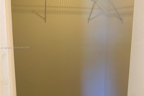 Condominio en alquiler en Plantation, Florida, 2 dormitorios, 100.33 m2 № 2024663 - foto 18