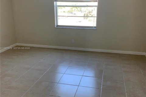 Condominio en alquiler en Plantation, Florida, 2 dormitorios, 100.33 m2 № 2024663 - foto 16