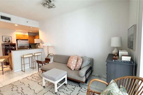 Condo in Miami, Florida  № 2029644 - photo 3