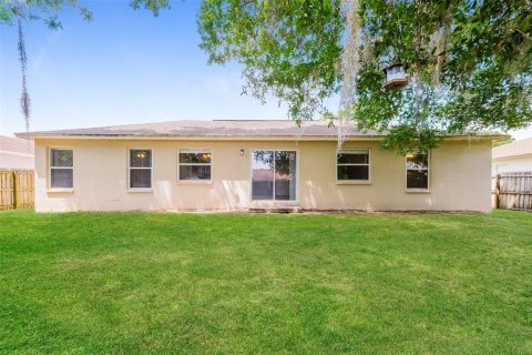 House in Lakeland, Florida 3 bedrooms, 134.62 sq.m. № 1334649 - photo 16