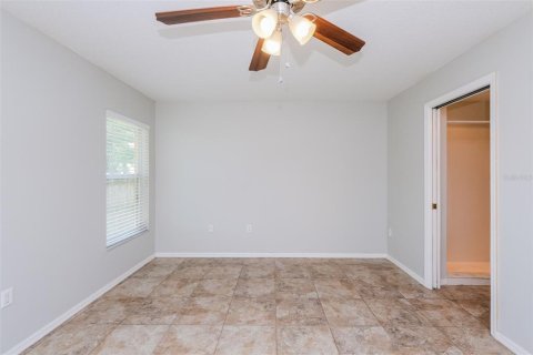 House in Lakeland, Florida 3 bedrooms, 134.62 sq.m. № 1334649 - photo 10
