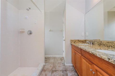 House in Lakeland, Florida 3 bedrooms, 134.62 sq.m. № 1334649 - photo 12