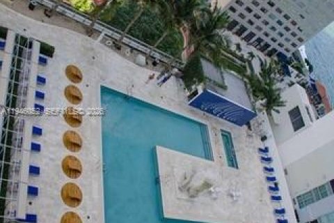 Condominio en alquiler en Miami, Florida, 1 dormitorio, 47.1 m2 № 2003443 - foto 16