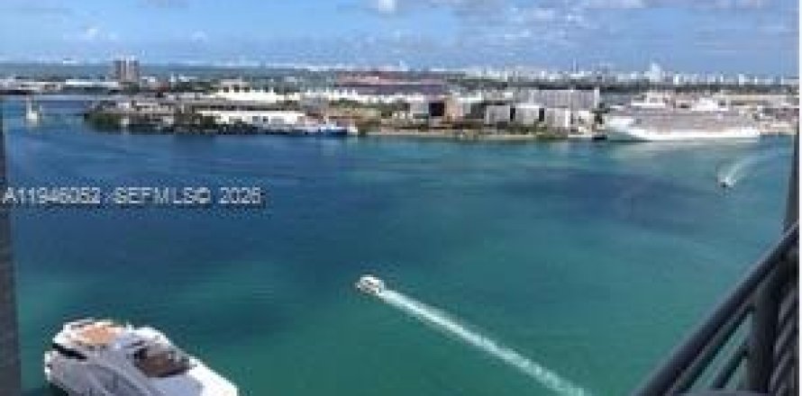 Condo in Miami, Florida, 1 bedroom  № 2003443