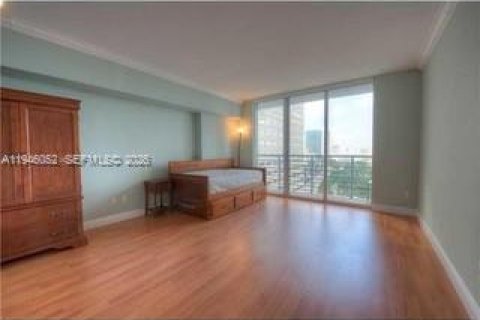 Condominio en alquiler en Miami, Florida, 1 dormitorio, 47.1 m2 № 2003443 - foto 8