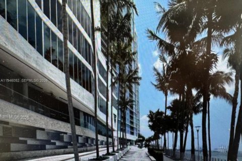 Condominio en alquiler en Miami, Florida, 1 dormitorio, 47.1 m2 № 2003443 - foto 15