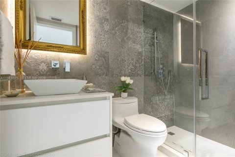 Снять в аренду кондоминиум в Майами, Флорида 3 спальни, 222.78м2, № 2024235 - фото 18