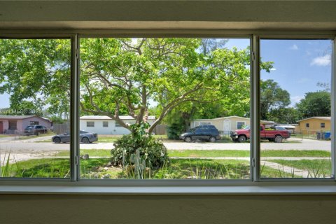 Casa en venta en Fort Lauderdale, Florida, 3 dormitorios, 102.56 m2 № 1850373 - foto 29