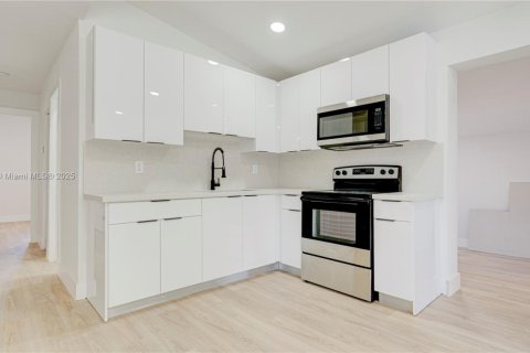 Casa en venta en Fort Lauderdale, Florida, 3 dormitorios, 102.56 m2 № 1850373 - foto 23
