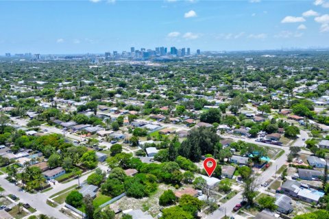 Casa en venta en Fort Lauderdale, Florida, 3 dormitorios, 102.56 m2 № 1850373 - foto 4