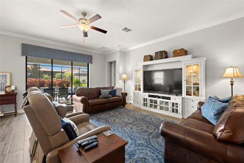 House in Wimauma, Florida 3 bedrooms, 258.08 sq.m. № 1778373 - photo 14