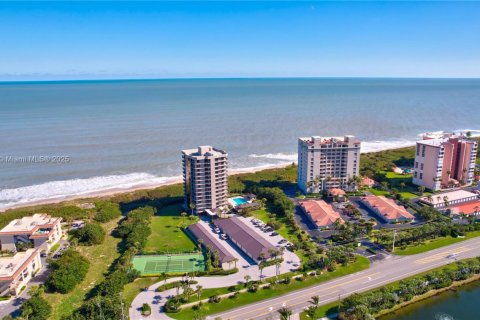 Condo in Hutchinson Island South, Florida, 3 bedrooms  № 1875342 - photo 4