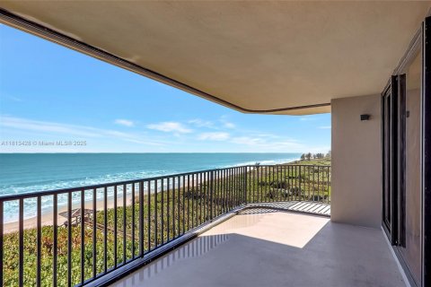 Condo in Hutchinson Island South, Florida, 3 bedrooms  № 1875342 - photo 27