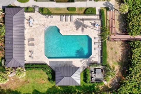 Condo in Hutchinson Island South, Florida, 3 bedrooms  № 1875342 - photo 14