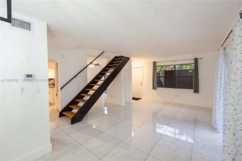 Купить кондоминиум в Майами, Флорида 2 спальни, 132.85м2, № 2007431 - фото 12