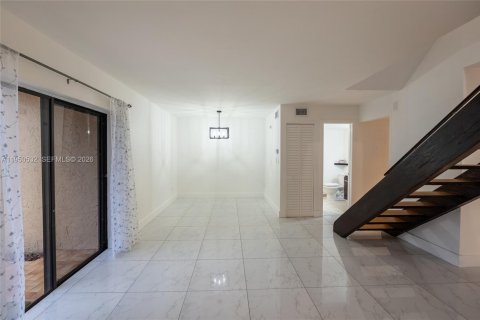 Купить кондоминиум в Майами, Флорида 2 спальни, 132.85м2, № 2007431 - фото 10