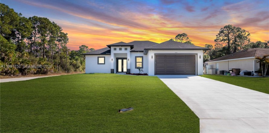 Villa ou maison à Lehigh Acres, Floride 3 chambres, 152.64 m2 № 2024523