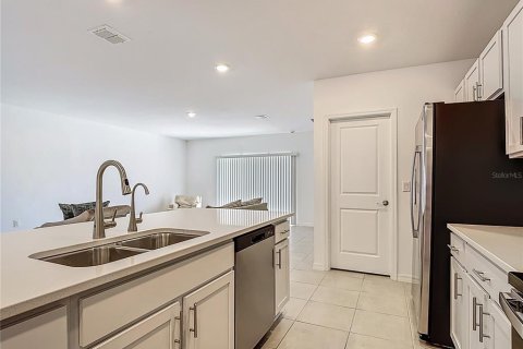 Casa en venta en Kissimmee, Florida, 4 dormitorios, 194.26 m2 № 1842218 - foto 7
