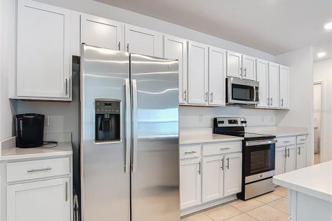 Casa en venta en Kissimmee, Florida, 4 dormitorios, 194.26 m2 № 1842218 - foto 9