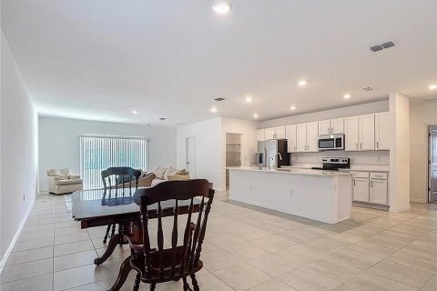Casa en venta en Kissimmee, Florida, 4 dormitorios, 194.26 m2 № 1842218 - foto 12