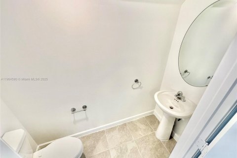 Touwnhouse à louer à Pembroke Pines, Floride: 3 chambres, 140 m2 № 1956441 - photo 7