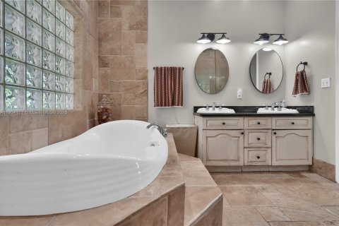 Купить виллу или дом в Майами, Флорида 3 спальни, 171.31м2, № 2039789 - фото 20