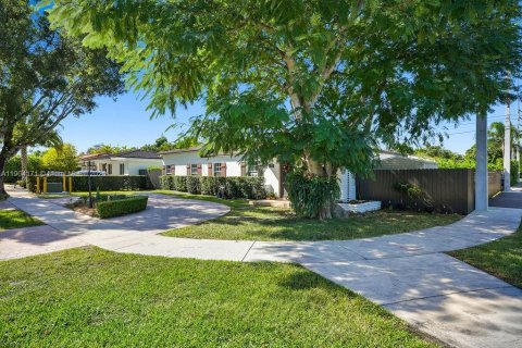 Купить виллу или дом в Майами, Флорида 3 спальни, 171.31м2, № 2039789 - фото 5