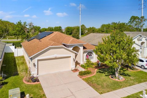 Casa en venta en Wesley Chapel, Florida, 3 dormitorios, 152.36 m2 № 1612866 - foto 1
