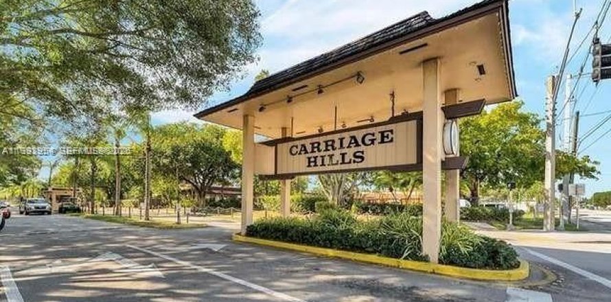 Дом в Холливуд, Флорида 2 спальни, 85.47м2 № 2055682