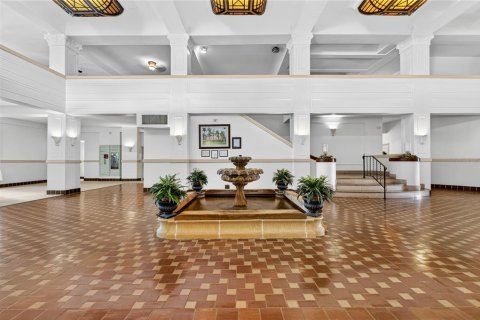 Купить кондоминиум в Уинтер-Хейвен, Флорида 4 комнаты, 66.33м2, № 2236857 - фото 20