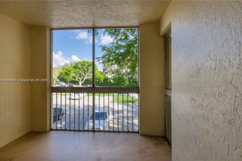 Copropriété à vendre à Coral Springs, Floride: 2 chambres, 78.97 m2 № 1957822 - photo 18