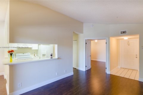 Copropriété à vendre à Coral Springs, Floride: 2 chambres, 78.97 m2 № 1957822 - photo 3