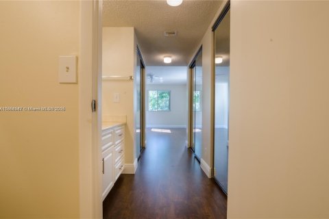 Copropriété à vendre à Coral Springs, Floride: 2 chambres, 78.97 m2 № 1957822 - photo 12