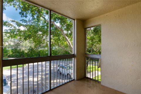 Copropriété à vendre à Coral Springs, Floride: 2 chambres, 78.97 m2 № 1957822 - photo 19