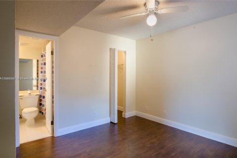 Copropriété à vendre à Coral Springs, Floride: 2 chambres, 78.97 m2 № 1957822 - photo 14