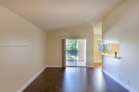 Copropriété à vendre à Coral Springs, Floride: 2 chambres, 78.97 m2 № 1957822 - photo 4