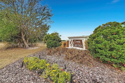 Casa en venta en Riverview, Florida, 5 dormitorios, 210.33 m2 № 2156645 - foto 2