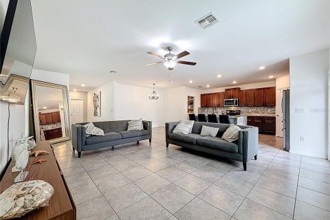 Casa en venta en Riverview, Florida, 5 dormitorios, 210.33 m2 № 2156645 - foto 13