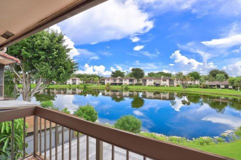 Condo in Boca Raton, Florida, 2 bedrooms  № 1696279 - photo 2